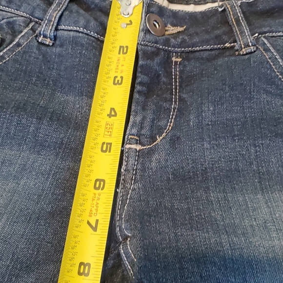 72D Skinny Jeans - Picture 8 of 9